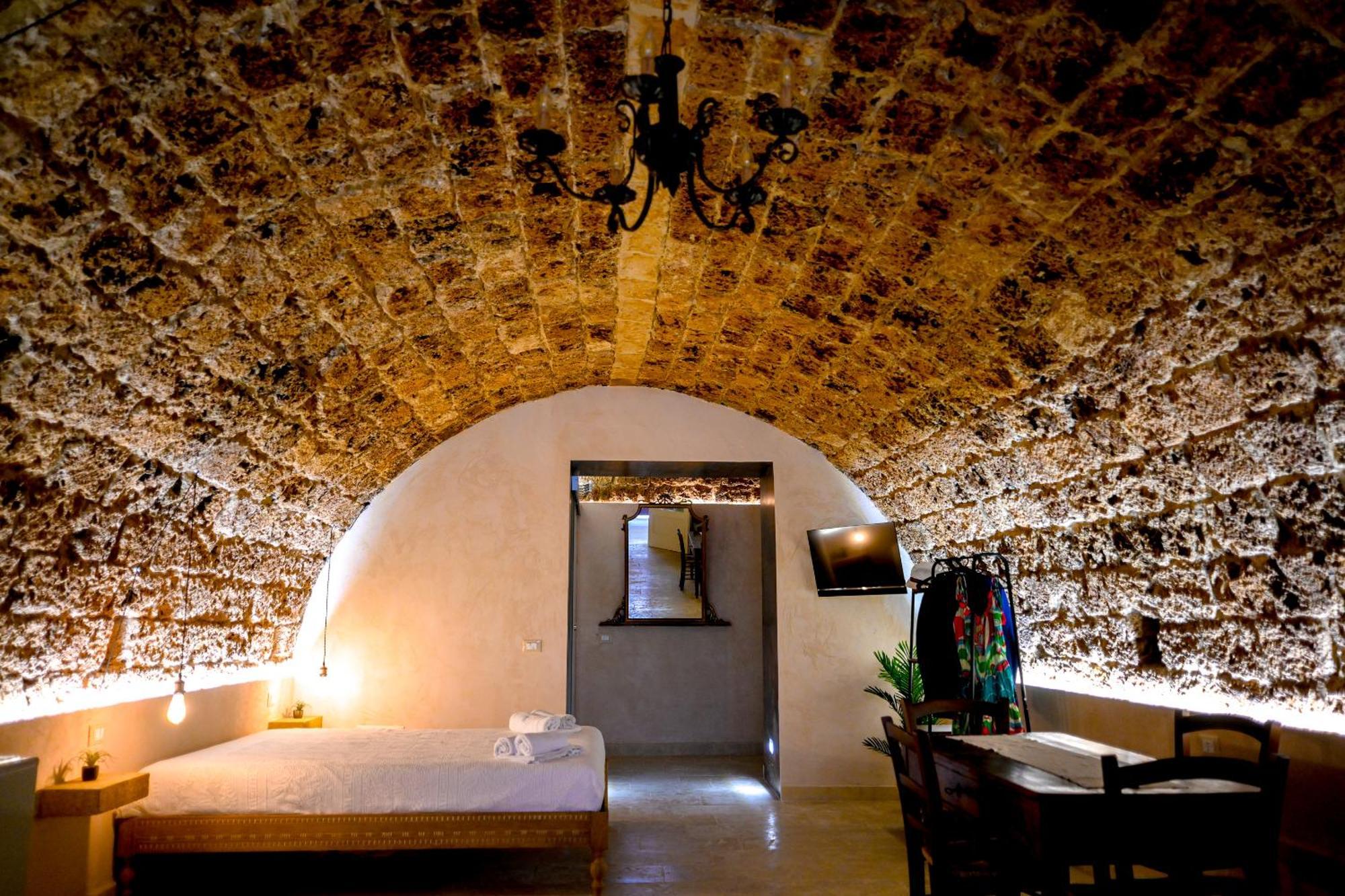 La Grotta, Luxury Suite & Spa 노토 외부 사진